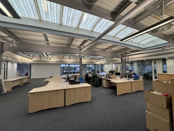 8bbf0978 bc46 4c75 8e99 a04b9ffe97a3_web