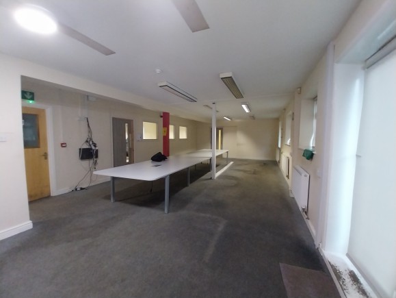 81028653 4b7f 4893 b5d1 42ac9cd2ce07