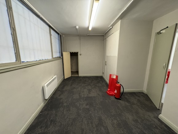 d7dcba45 5f96 4e1a b901 34c4e51a2e76