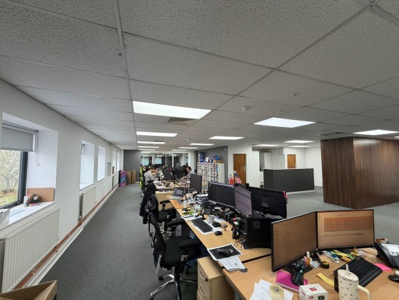 d9ee1b37 7c4b 4a0e 9ccc 7efe57b5c8b9