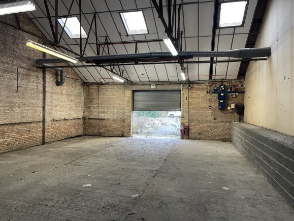 1121de70 c2f3 4831 8dcb 25a2e3e385f7