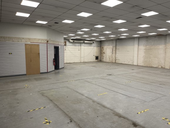 f73d0240 046d 4569 b5ce 92171948a179