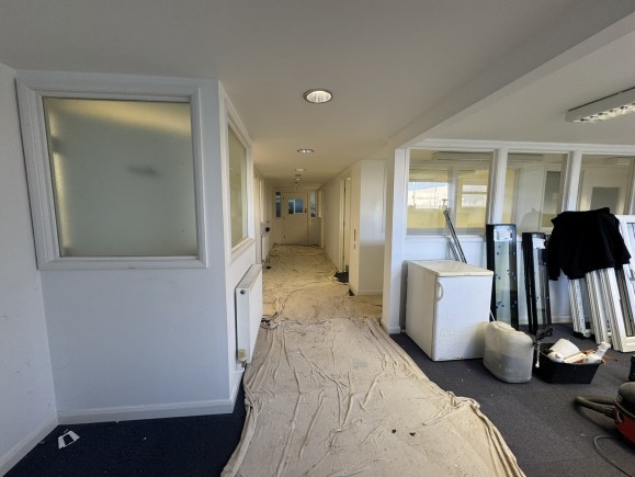 b3fa1d5b 369e 4673 bc7d f6b93b50cbe4