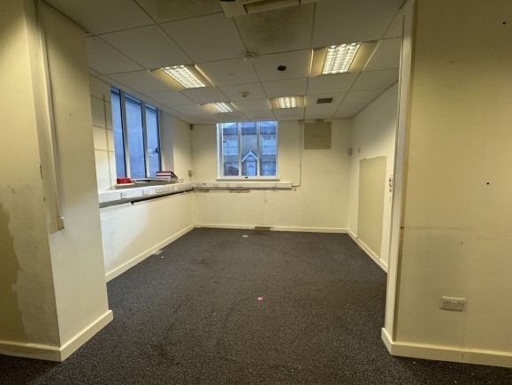 d9d379e3 4c9d 45b5 822c d945e353baf2