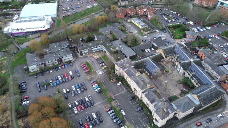 aadbfbea dff4 42c2 a447 4ca93958485e