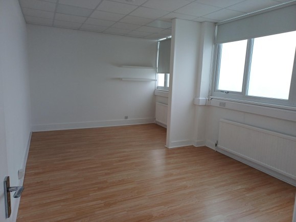 de82f400 92de 424e bcdc f64ff5a4b3aa