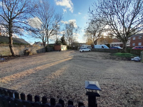 7a769fd4 5d8c 402b be6d 806a4480afee