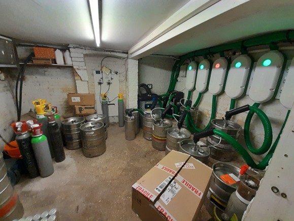 c06e2550 c388 4071 bd33 86391ee49494