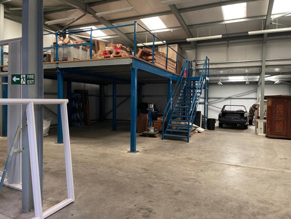 6a542e26 628d 4473 b4a1 6edb57e305ad