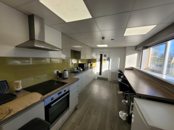 981b6e03 4418 4da0 8778 818d70ecb51e