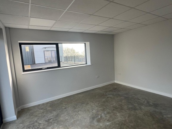 0d99c5eb 15ed 4f2f b112 5d713623db93