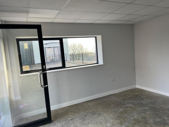 b0d5ef76 7ea0 4267 9c4d edd015f0ffaa_web