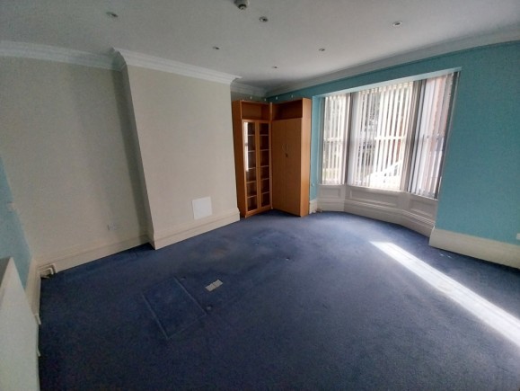 d10787ad 63cd 4037 9f1d d8723334354a_web