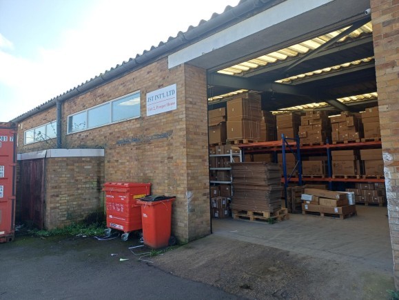 f6f9e6bc 1107 4009 a1b9 e4fab6ec3a60