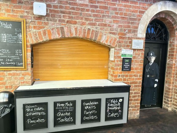 cc250f21 a296 4b8e a3fe 261129b0cbe9