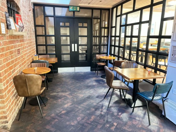 e6d21a38 6a92 4fee 9a95 7e14c0a2fe16