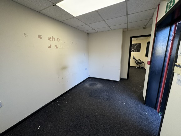 747c58c2 5fa8 49ff b3f7 6ffc98da4ca7