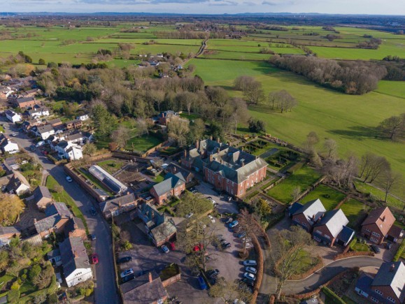 83bbc8f9 a52e 4c97 8fa4 cd1468817d22_web