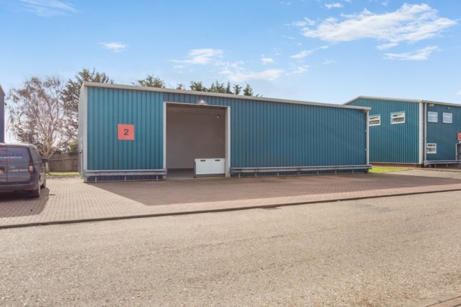 f8779a86 a177 4264 819f 390f36b4079e_web