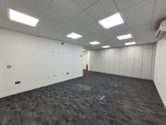 588e00d4 08c0 4f53 b647 e541d2a79e5a_web