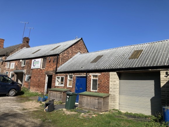 c3e6f525 1cb6 41aa 8c90 7be2422580ab_web