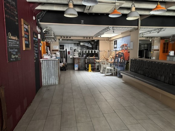 14a38260 a0a7 492b a7fa b590c5c3d2b5_web