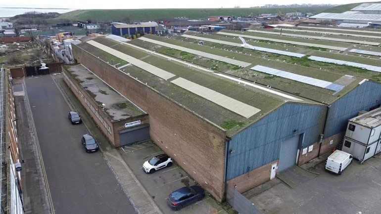 43e884d9 0334 4bc7 bb88 220a79ff2b23_web