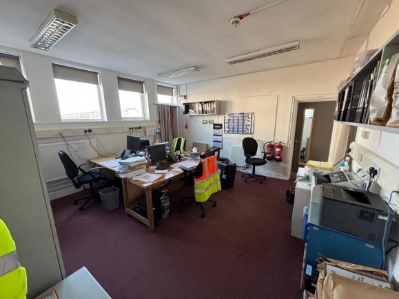 919ef3f8 9c58 468d b183 cacb68342cb1_web