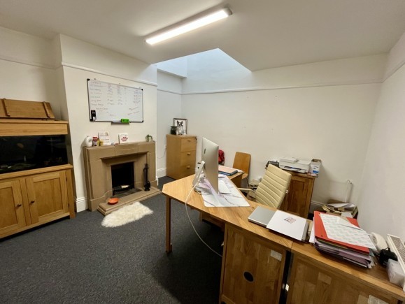 4175b3f4 a74e 490a b5e1 d044cad714a2_web