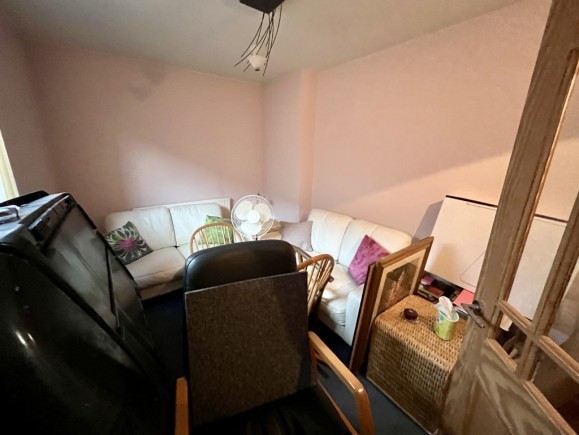 da8221d7 9690 4e5e a583 607a15718528_web