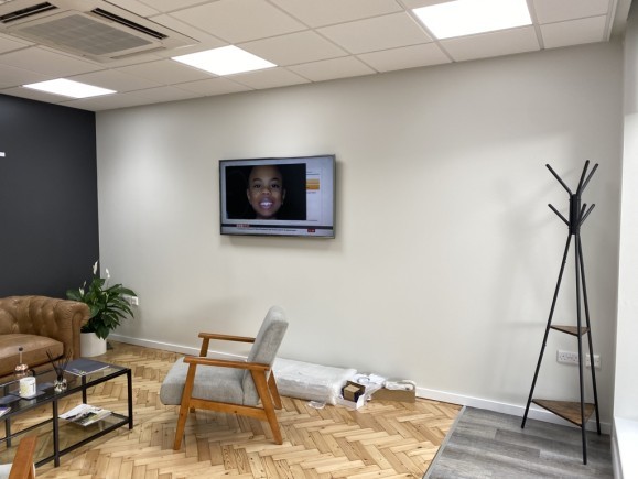 de23ab33 f410 45d1 995c 89a145fe5c0f_web