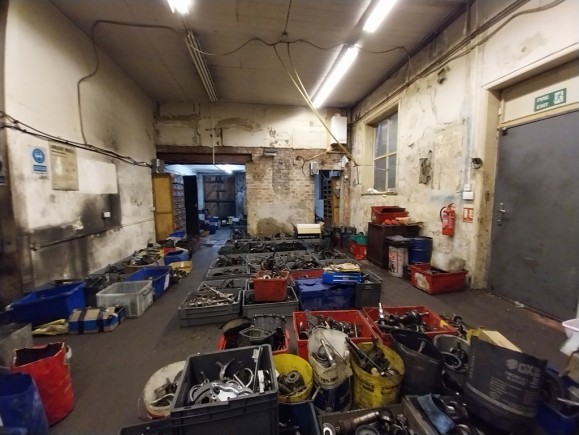 f6d3f2be 4b1b 46ec b299 cfdbbdce731c_web