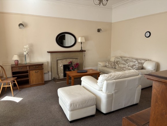 502a8c07 f652 4bba ba2c 8f762117008a_web