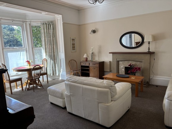 63f05018 f965 4f94 9063 ef2d4e24254d_web