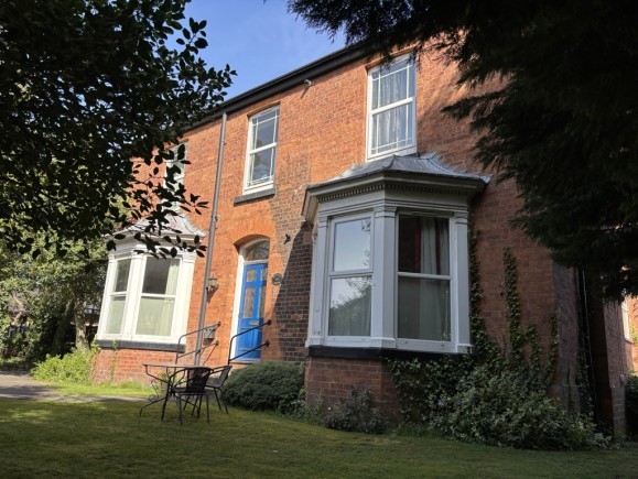 cfd0ed1a 4750 45b6 9339 f315b43fbd6a_web