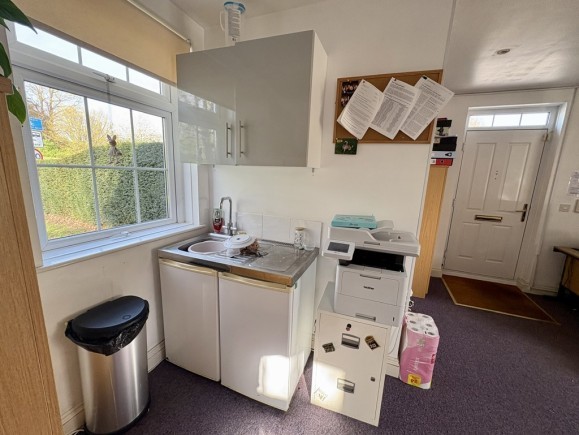 61cfa1fd ea74 4c35 9c95 e59c3b0e7873_web