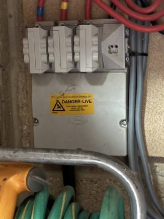 6b7d485a 7d8a 42c5 ba8a 5438eb55e8c9_web