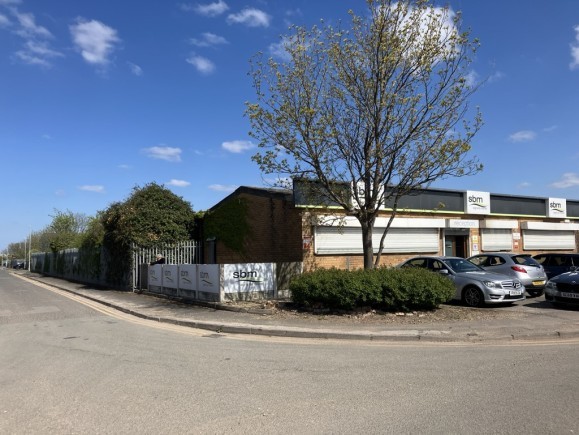 f2a84cc3 591f 4a07 a388 b406c0c42140_web