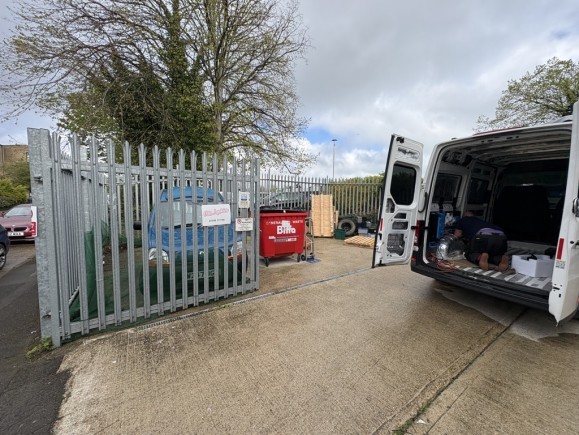 0b12e2c6 01fc 4f34 8722 419a921e6b5a_web