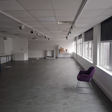 dccc96e9 861b 4984 85ae 83ed38ffe17b_web