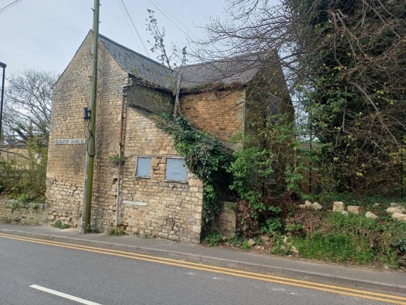 107d5540 f264 4cd6 bc0a 246bb4baced5_web