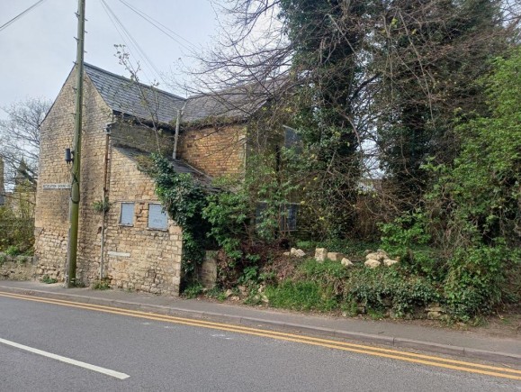 889c399b 0535 4f0f b30d 18eec77a020b_web