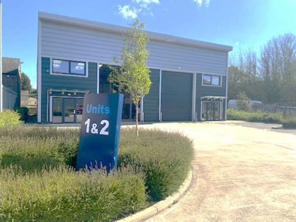 b06cece3 e40e 43bc 9df3 aeabcd436400_web