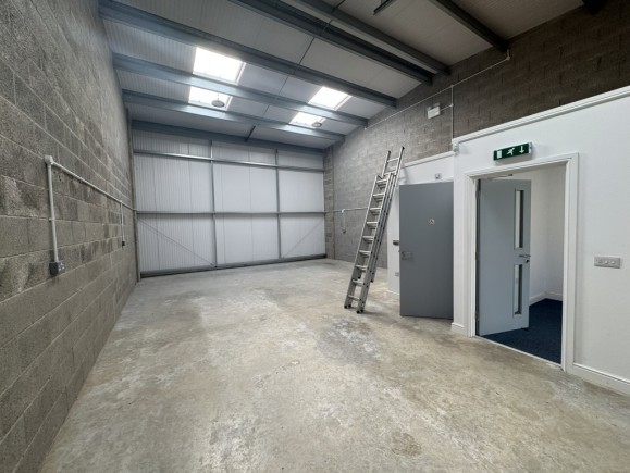 d0b146a8 0b6d 4590 a12c 44697005d56a_web