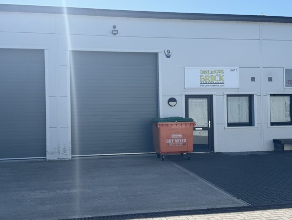 e8a52d63 08fd 4efb a210 86c917bde9e9_web