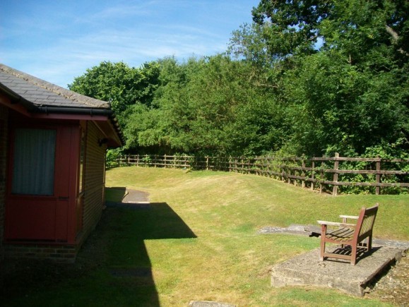 402fb99e 30db 49b7 98a0 0d7ed2333c3b_web