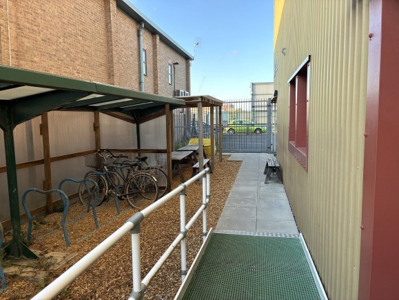 17fce9fc b08b 4227 8626 6eccd58b0c5b