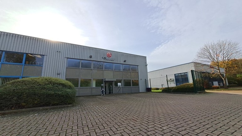 2046b7f9 2626 4743 8b2e 863295d65c19_web