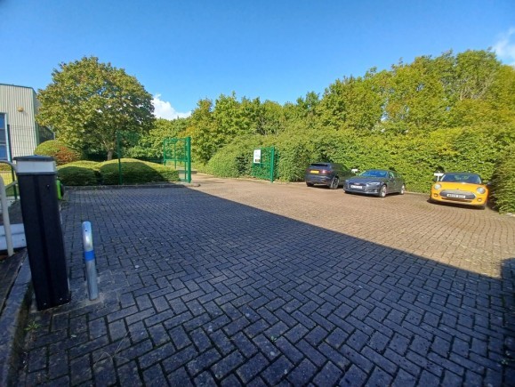 fa648717 c12b 4b4f 903c 703b365ef08a_web