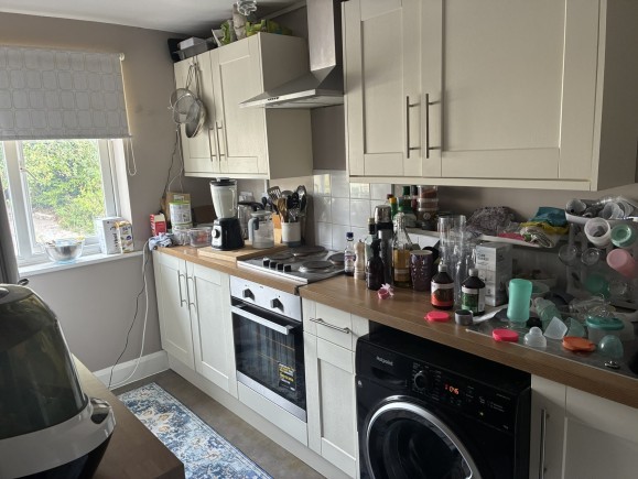 e551f8b0 8e43 4137 81d9 1a3841370c0a